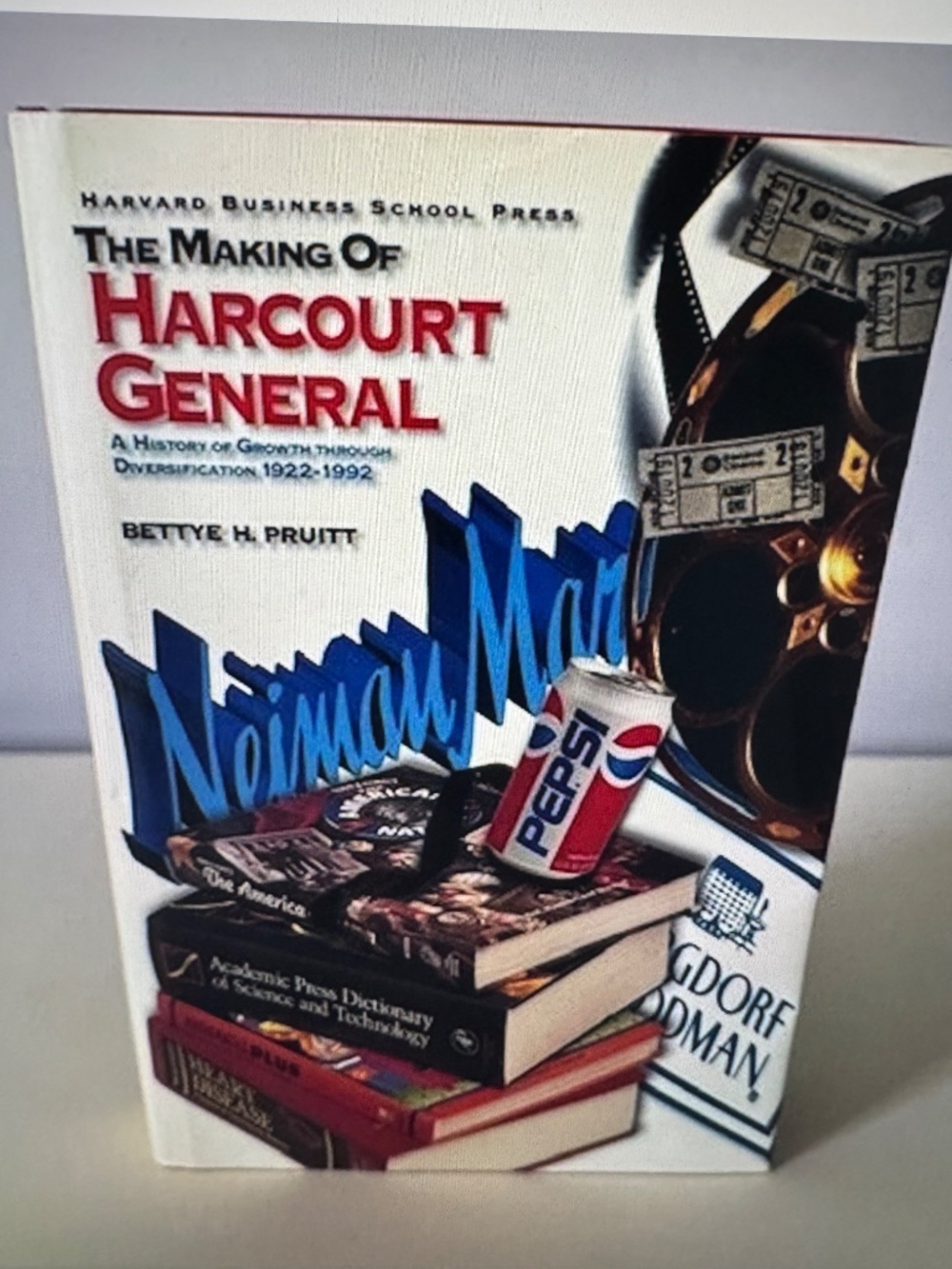 The Making Of Harcourt General - Picture 7 of 7